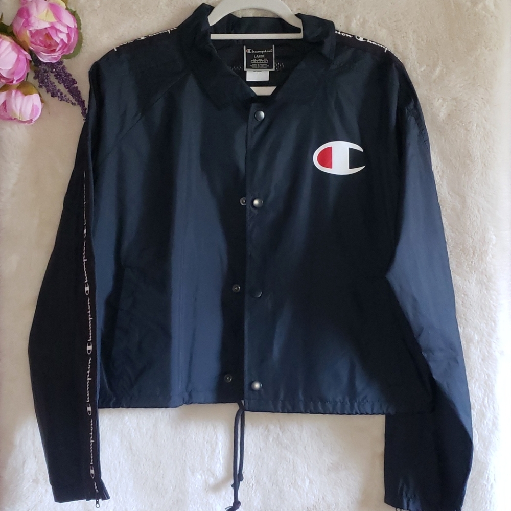 Champion Large Cropped Windbreaker